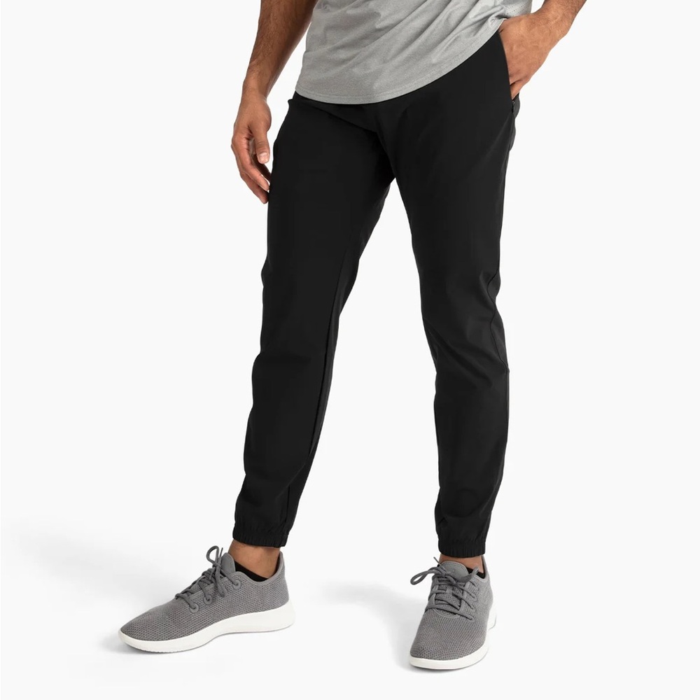 UNRL Men’s In-flex Jogger, M, Black, LIKE NEW